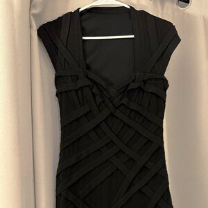 Black bodycon dress, sweetheart neckline, fully lined, side zipper